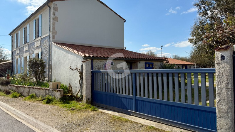 Maison à vendre 6 pièces 196 m²