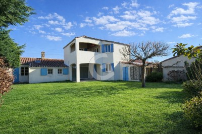 MAISON 4 PIECES- 112M² - À VENDRE- ANGLES