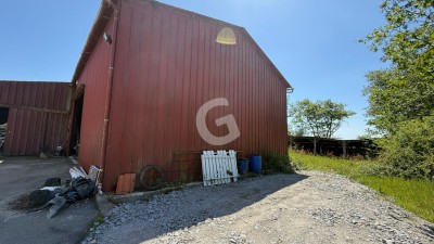 TERRAIN NON CONSTRUCTIBLE 1262M² + HANGARS A VENDRE NIEUL LE DOLENT