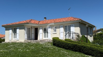 MAISON - 5 PIECES - 127M² - A VENDRE - LONGEVILLE SUR MER