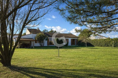 MAISON 4 PIECES- 140,50M²- À VENDRE L'AIGUILLON LA PRESQU'ILE