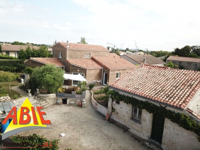 Maison Benet 6 pièce(s) 128 m2