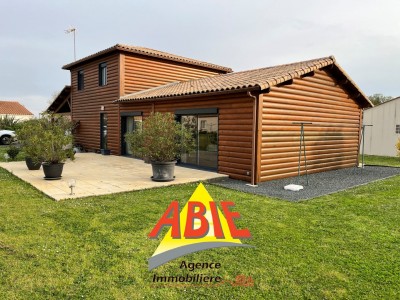 Maison Fontenay Le Comte 5 pièce(s) 122 m2
