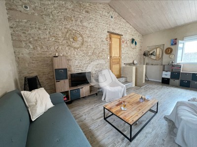 MAISON RÉNOVÉE 5 PIECES DE 117 m² - Saint Vincent sur Jard A VENDRE