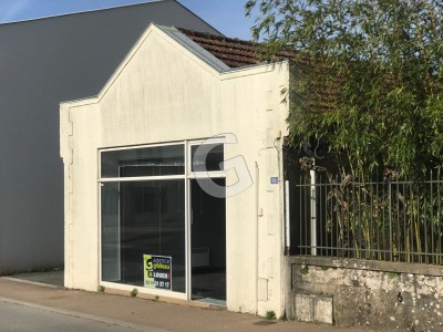 Local Commercial à louer Moutiers-les-Mauxfaits immobilier vendée