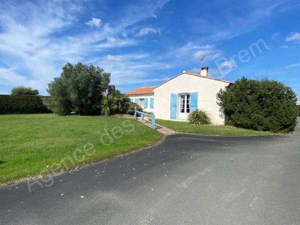 Maison à vendre Brem-sur-Mer 5896 Sur un terrain d'environ 1200m²