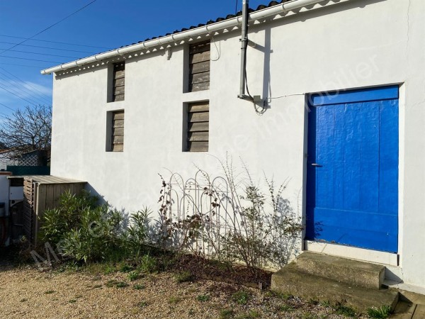 Maison à vendre Brétignolles-sur-Mer 5816 Idéalement située à 1 km de la plage du Marais Girard et à 2 pas du centre-ville