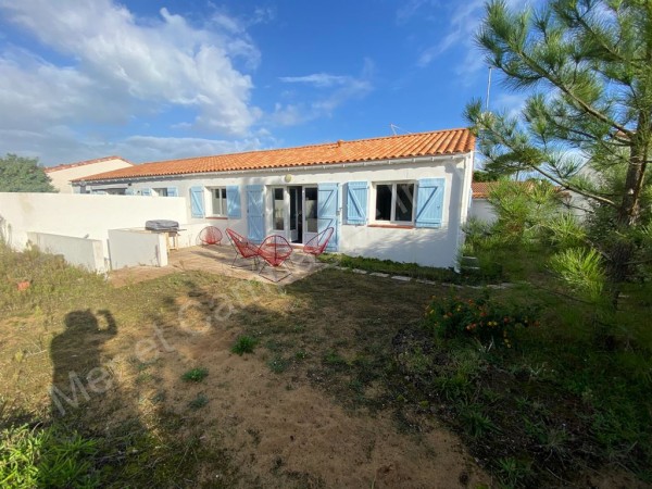 Maison à vendre Brétignolles-sur-Mer 5901 Située entre la plage de la Parée et les commerces sur un terrain clos de 420 m²