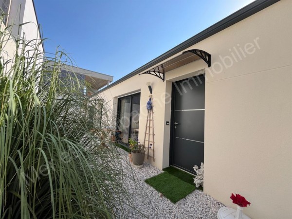 Maison à vendre Brétignolles-sur-Mer 6044 Idéalement située à seulement 80 m de la plage et de la mer du Pied de Chaume