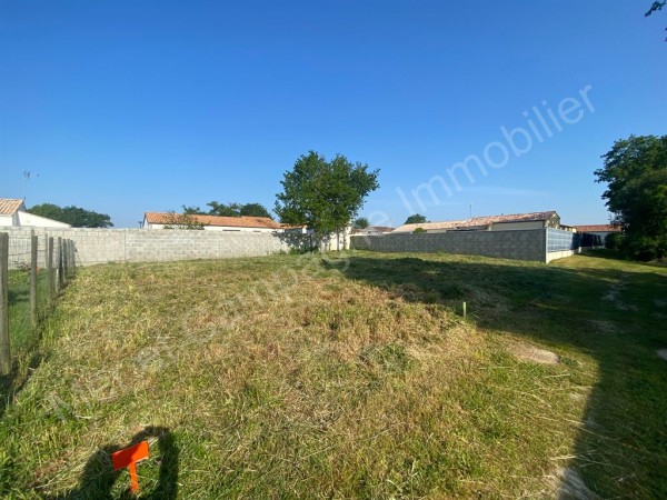 Terrain à vendre Landevieille 5717 A SAISIR