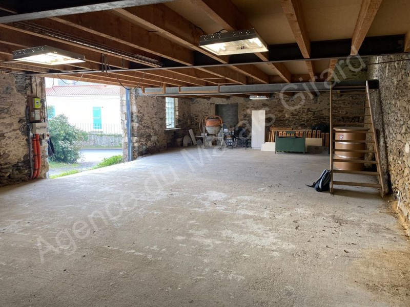 immobilier Grange à vendre Landevieille 85 500 euros