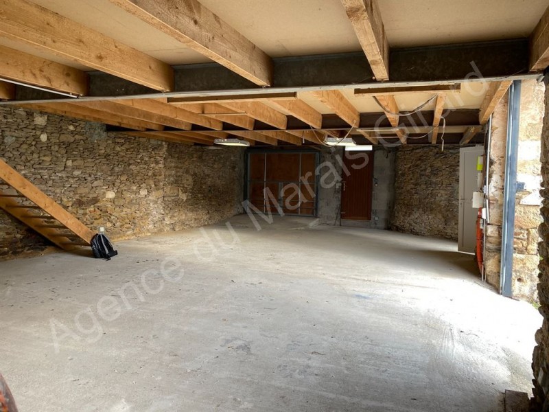 Grange à vendre 1 pièces 90 m²