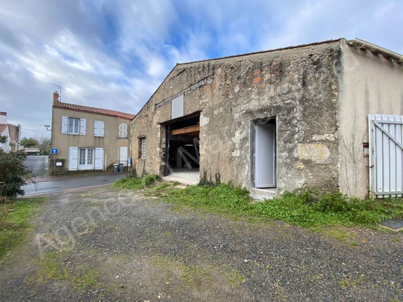 Grange à vendre Landevieille