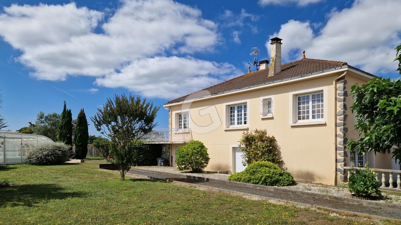 achat vente Maison 7 pièces 161 m² vendée