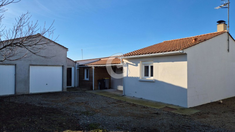 vente Maison Angles 106 m²