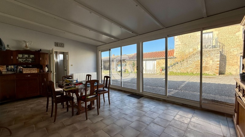 Maison à vendre 4 pièces 217 m²