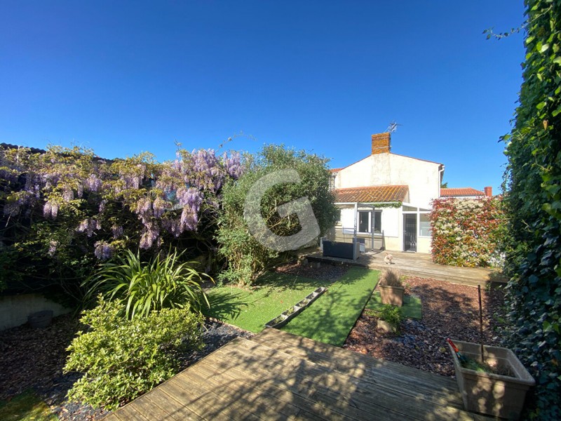 vente Maison Angles 93 m²