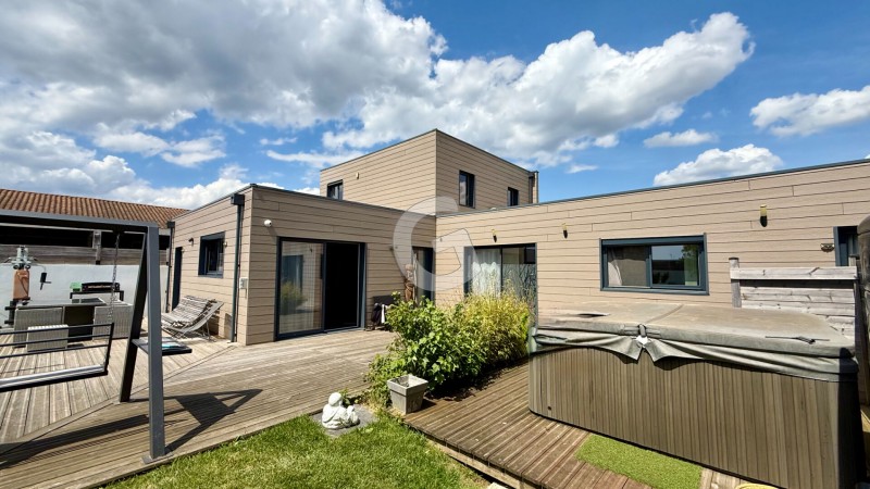 Maison à vendre 5 pièces 173 m²