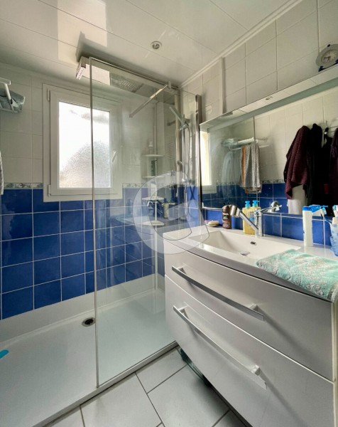Maison à vendre 11 pièces 244 m²