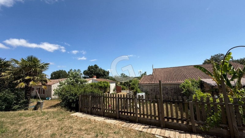 vente Maison Lairoux 219 m²