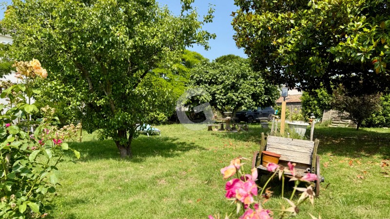 Maison à vendre 8 pièces 205 m²