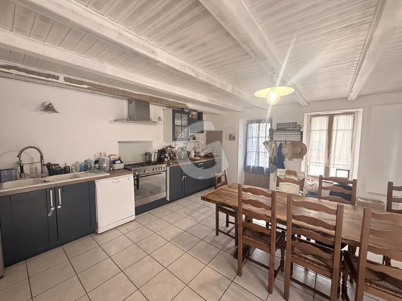 immobilier Maison à vendre Saint-Florent-des-Bois 243 350 euros