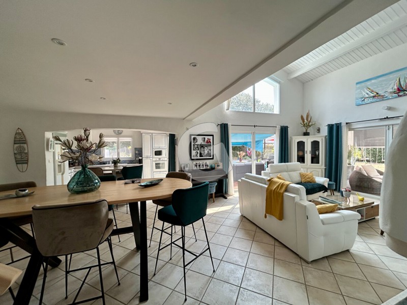 Maison à vendre 4 pièces 145 m²
