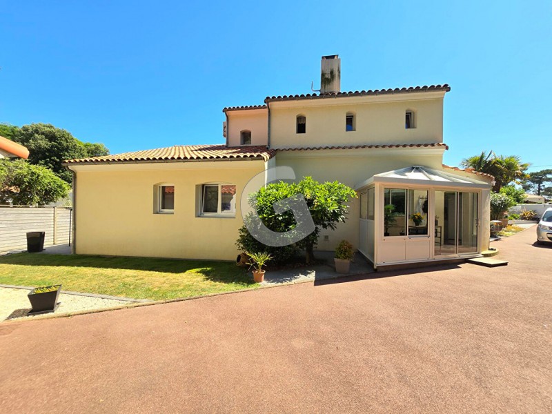 vente Maison Jard-sur-Mer 393 m²