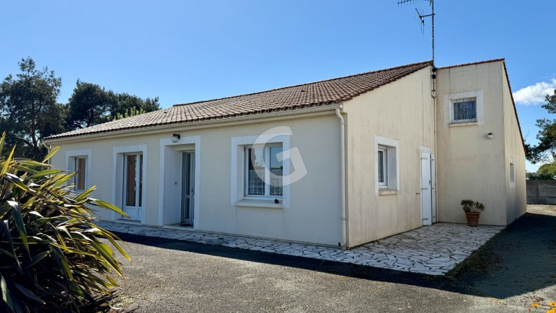 vente Maison Angles 122 m²