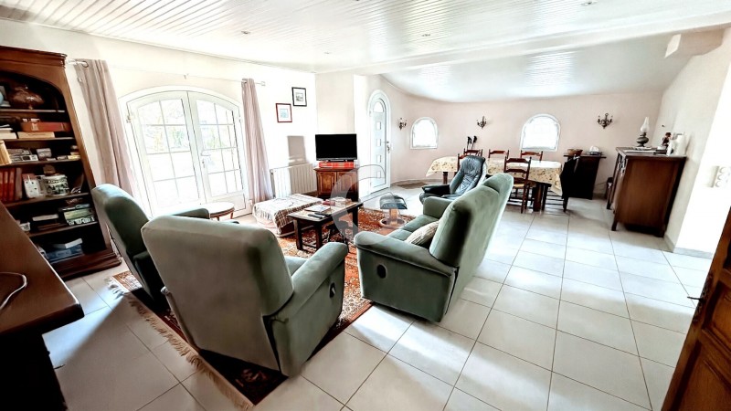 Maison à vendre 4 pièces 122 m²