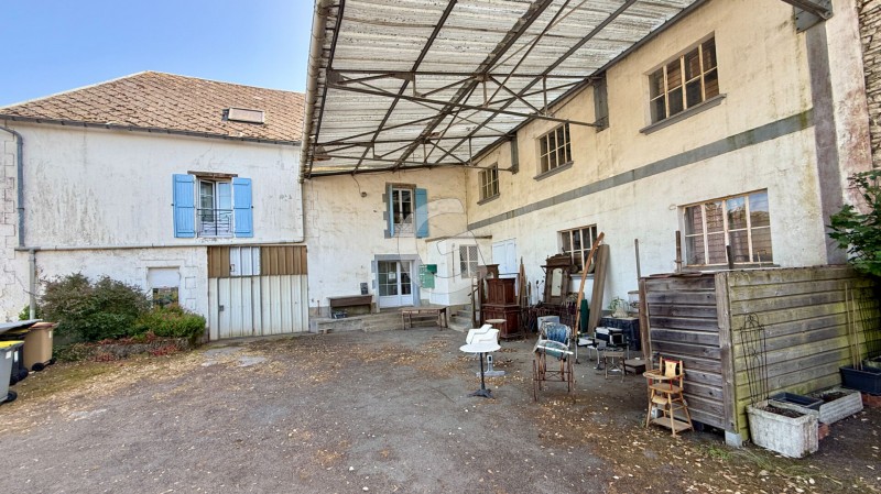 Immeuble à vendre 17 pièces