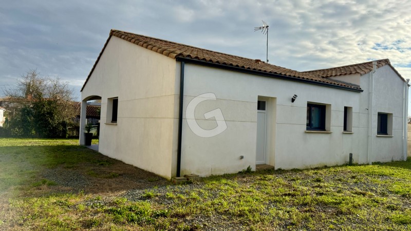 immobilier Maison à vendre Saint-Cyr-en-Talmondais 264 250 euros