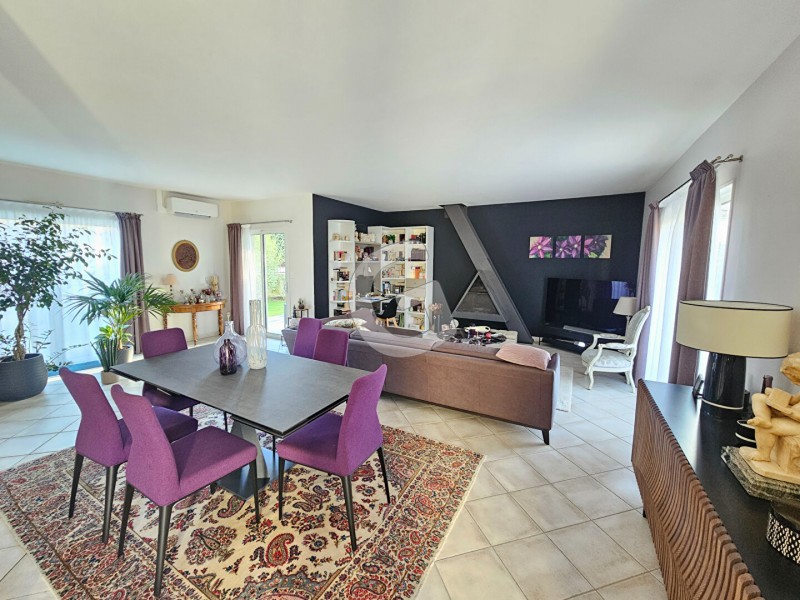 Maison à vendre 4 pièces 158 m²