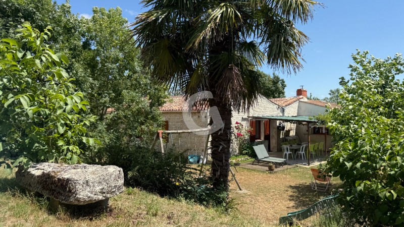 vente Maison Lairoux 219 m²