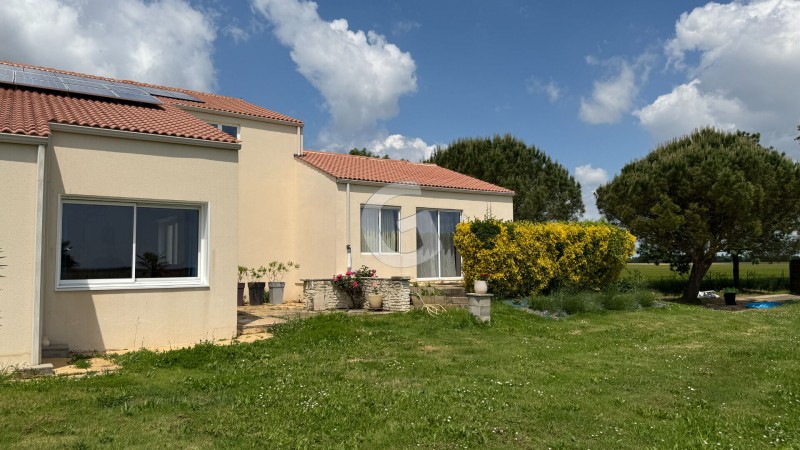 Maison à vendre 5 pièces 297 m²