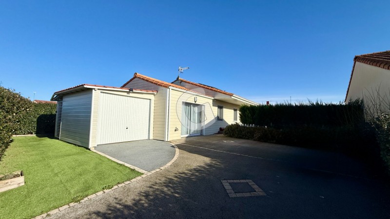 vente Maison Angles 108 m²