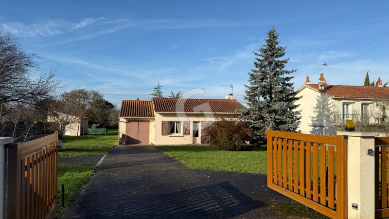 vente Maison Angles 66 m²