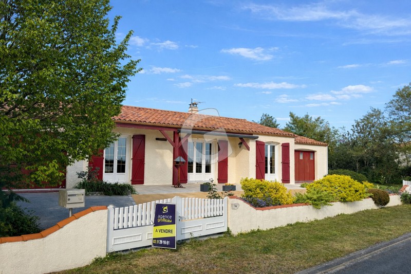 vente Maison Angles 106 m²
