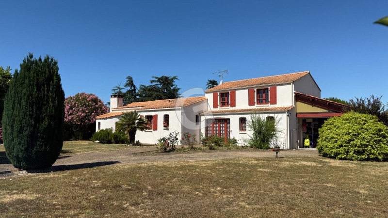 Maison à vendre 5 pièces 145 m²