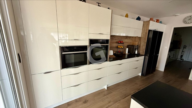 Maison à vendre 5 pièces 162 m²