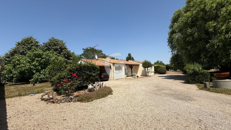 vente Maison Angles 114 m²