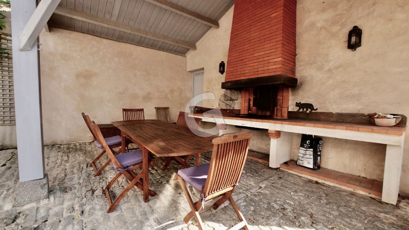 Maison à vendre 5 pièces 230 m²