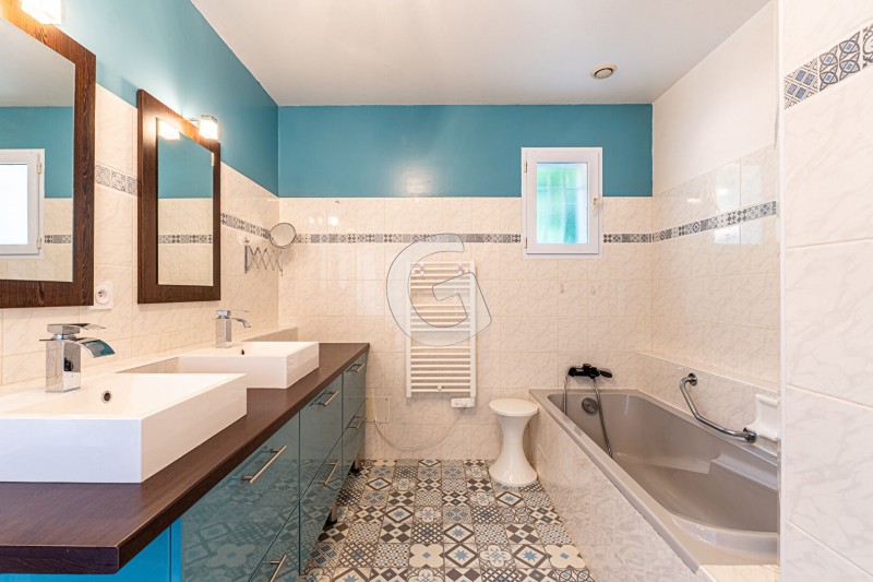 Maison à vendre 6 pièces 175 m²