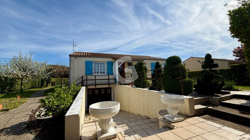 vente Maison Angles 88 m²