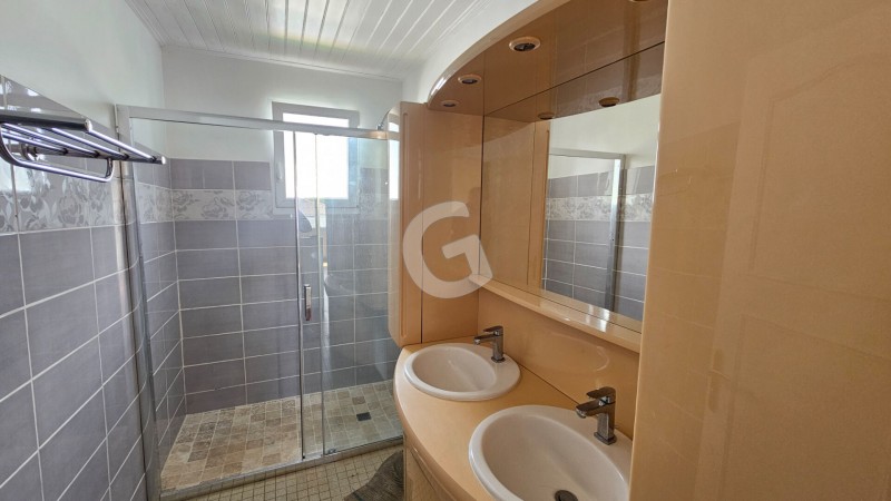 vente Maison Angles 73 m²