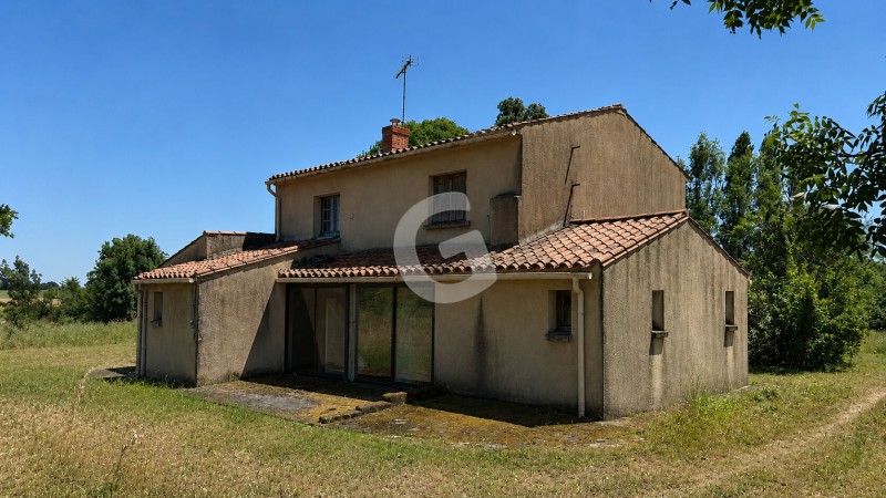 Maison à vendre 3 pièces 120 m²