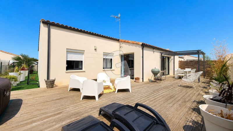 vente Maison Angles 114 m²
