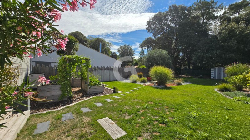 Maison à vendre 7 pièces 380 m²