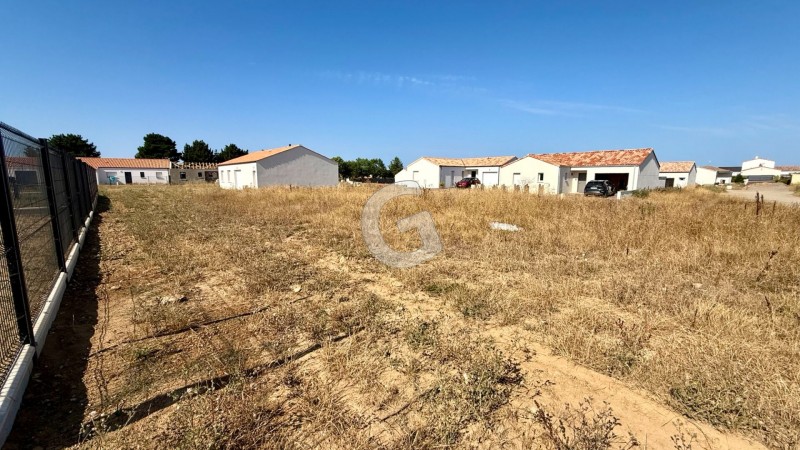 immobilier Terrain à vendre Saint-Vincent-sur-Jard 91 825 euros