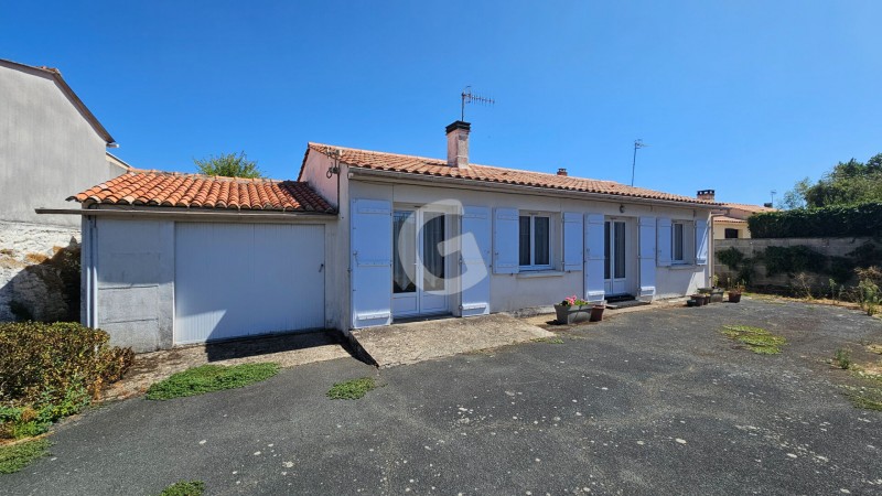 vente Maison Angles 70 m²